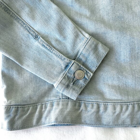 DECJUBA Denim Jacket - Picture 14 of 15